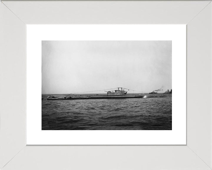 HMS Tradewind P329 Royal Navy T class Submarine Photo Print or Framed Print - Hampshire Prints