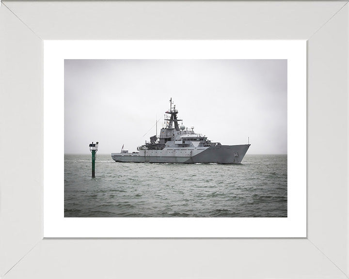 HMS Severn P282 Royal Navy River class patrol vessel Photo Print or Framed Print - Hampshire Prints