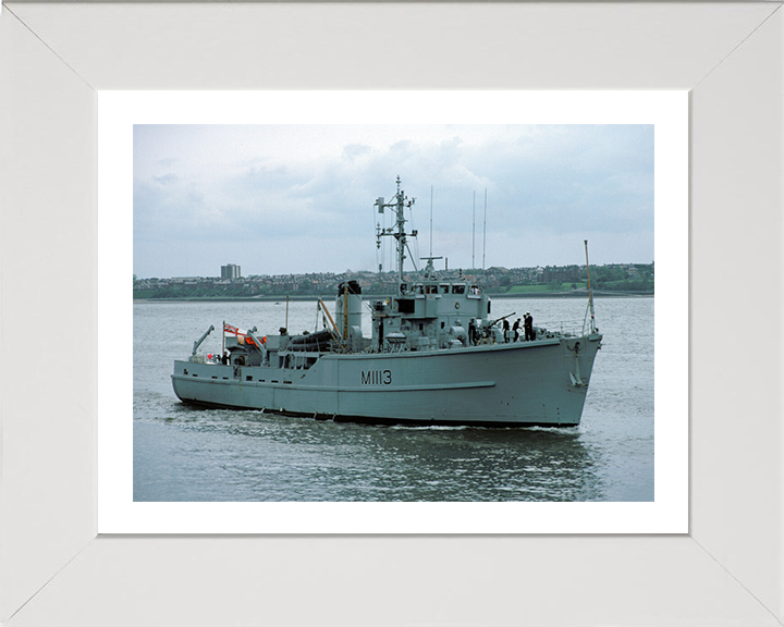 HMS Brereton M1113 | Photo Print | Framed Print | Ton Class | Minesweeper | Royal Navy Hampshire Prints
