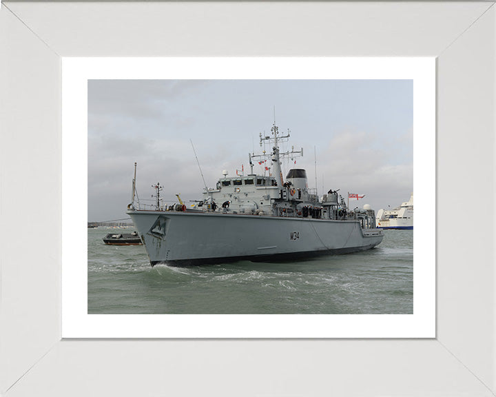 HMS Middleton M34 Royal Navy Hunt class mine countermeasures vessel Photo Print or Framed Photo Print - Hampshire Prints