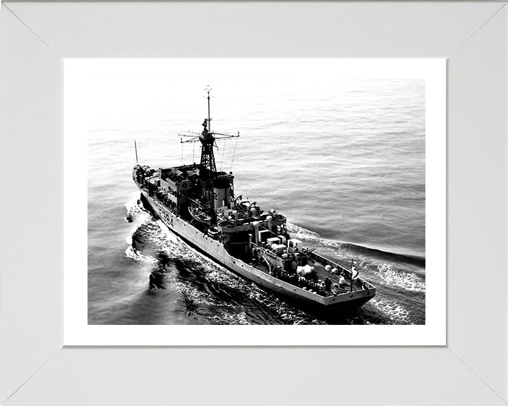 HMS Leeds Castle F384 (K384) Royal Navy Castle class corvette Photo Print or Framed Print - Hampshire Prints