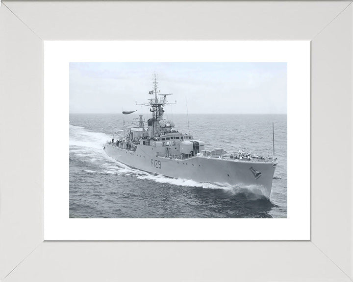 HMS Rhyl F129 | Photo Print | Framed Print | Poster | Rothesay Class | Frigate | Royal Navy Hampshire Prints