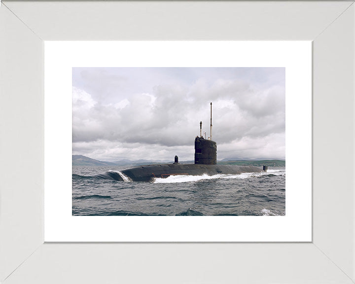 HMS Sceptre S104 Royal Navy Swiftsure class Submarine Photo Print or Framed Print - Hampshire Prints