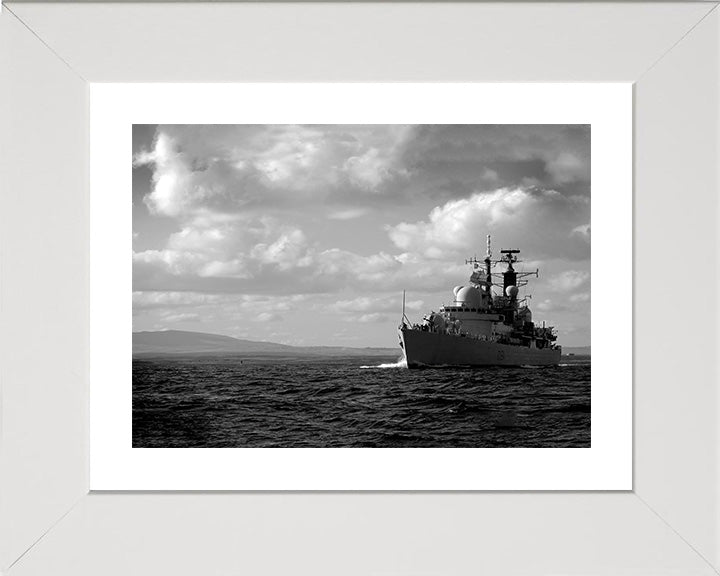 HMS Nottingham D91 | Photo Print | Framed Print | Poster | Type 42 | Destroyer | Royal Navy Hampshire Prints