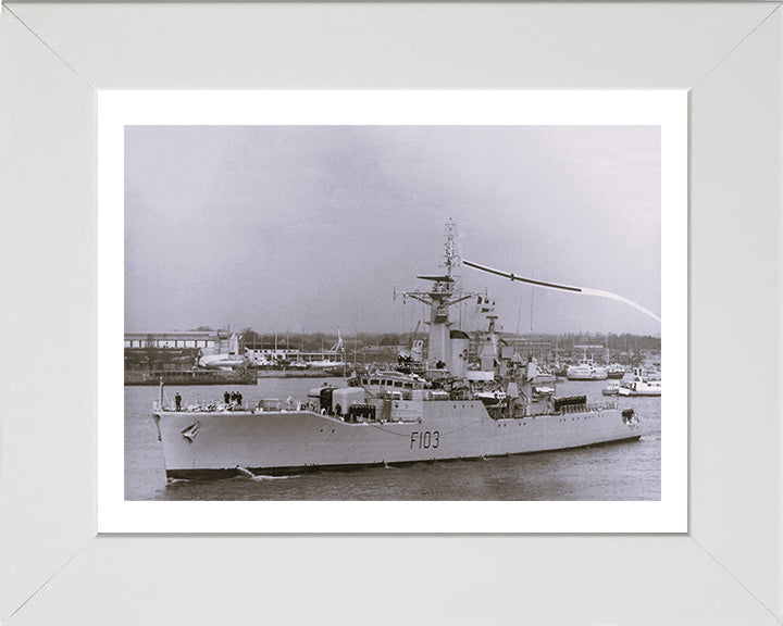 HMS Lowestoft F103 | Photo Print | Framed Print | Rothesay Class | Frigate | Royal Navy Hampshire Prints