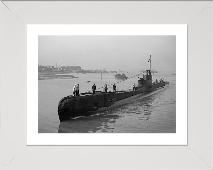 HMS Taku N38 Royal Navy T class Submarine Photo Print or Framed Print - Hampshire Prints