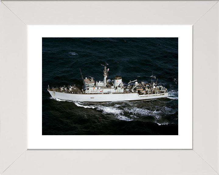 HMS Quorn M41 | Photo Print | Framed Print | Hunt Class | Mine Warfare Vessel | Royal Navy Hampshire Prints