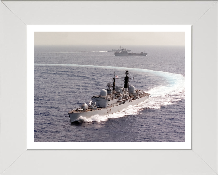 HMS Glasgow D88 Royal Navy Type 42 Destroyer Photo Print or Framed Print - Hampshire Prints