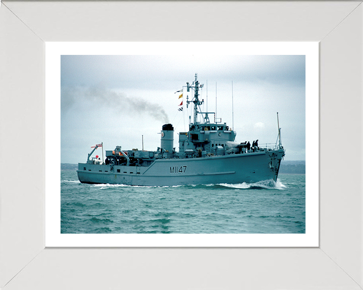 HMS Hubberston M1147 | Photo Print | Framed Print | Ton Class | Minesweeper | Royal Navy Posters, Prints, & Visual Artwork Hampshire Prints