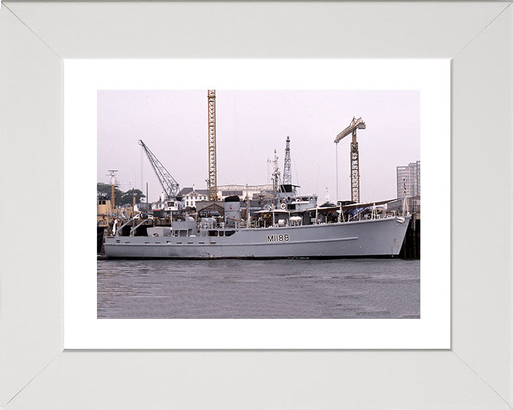 HMS Walkerton M1188 Royal Navy Ton Class Minesweeper Photo Print or Framed Print - Hampshire Prints