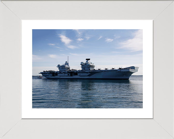 HMS Queen Elizabeth R08 Royal Navy Queen Elizabeth Class Aircraft Carrier Photo Print or Framed Print - Hampshire Prints