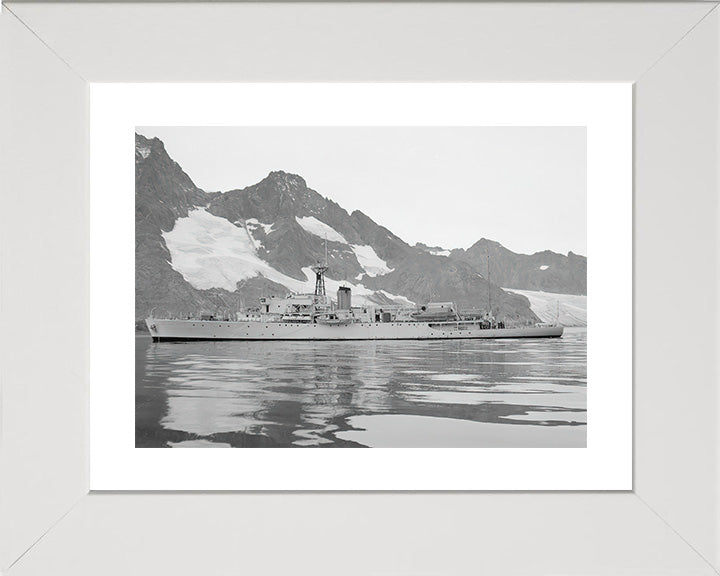 HMS Owen K640 Royal Navy Bay Class Frigate Photo Print or Framed Print - Hampshire Prints