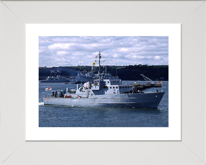 HMS Sandpiper P263 Royal Navy Bird class patrol vessel Photo Print or Framed Photo Print - Hampshire Prints