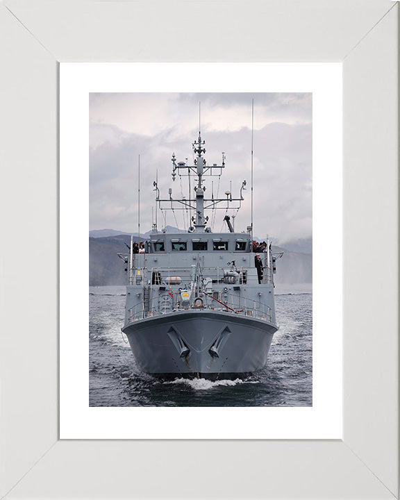 HMS Ramsey M110 | Photo Print | Framed Print | Sandown Class | Minehunter | Royal Navy Hampshire Prints