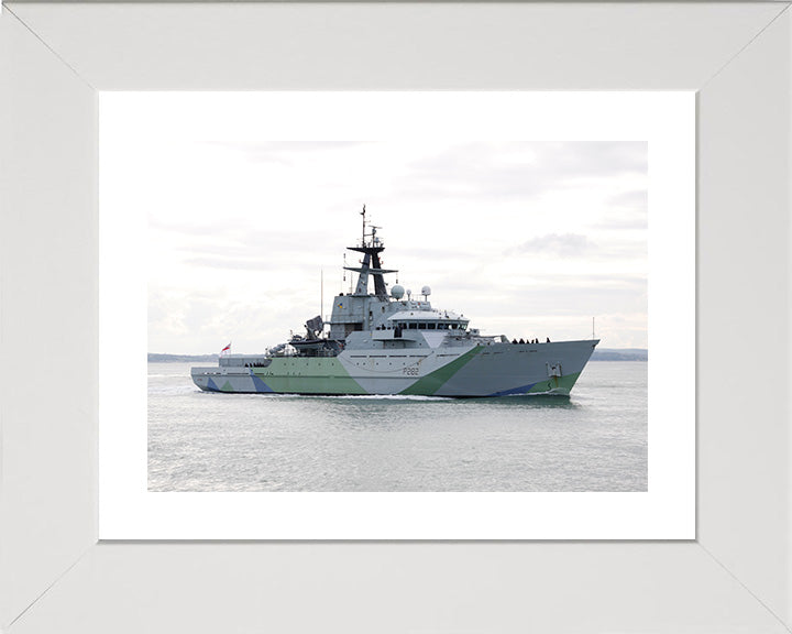 HMS Severn P282 Royal Navy River class patrol vessel Photo Print or Framed Print - Hampshire Prints