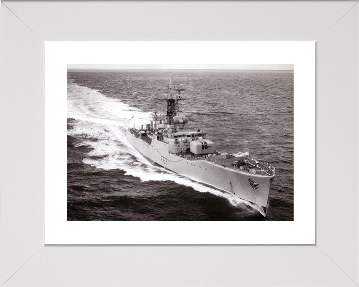 HMS Scarborough F63 Royal Navy Whitby class frigate Photo Print or Framed Print - Hampshire Prints