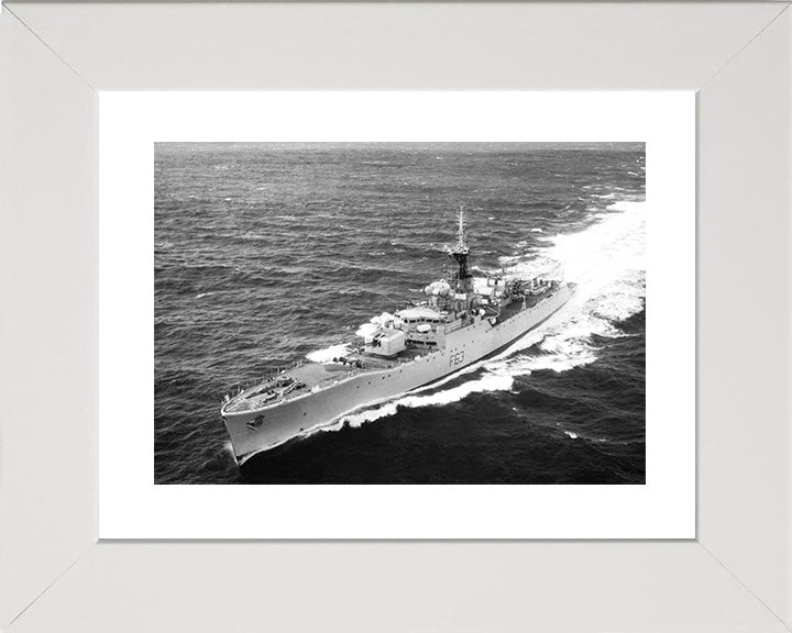 HMS Scarborough F63 Royal Navy Whitby class frigate Photo Print or Framed Print - Hampshire Prints