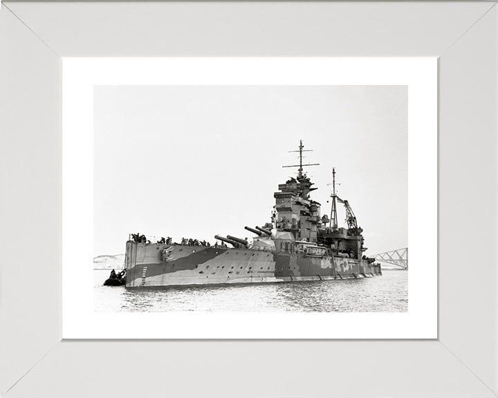 HMS Queen Elizabeth (1913) Royal Navy Queen Elizabeth class battleship Photo Print or Framed Print - Hampshire Prints