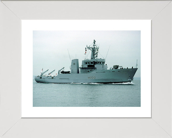 HMS Spey M2013 | Photo Print | Framed Print | River Class | Minesweeper | Royal Navy Hampshire Prints