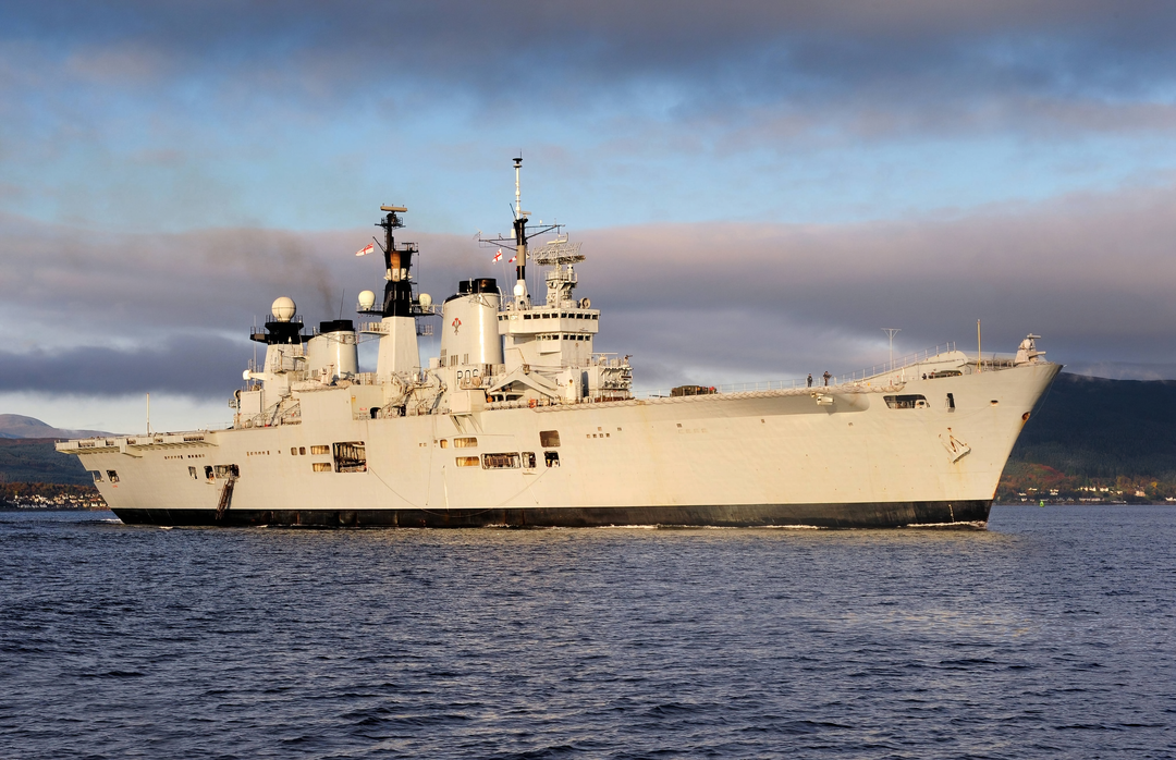 HMS Illustrious R06 Royal Navy Invincible class Aircraft Carrier Photo Print or Framed Print - Hampshire Prints