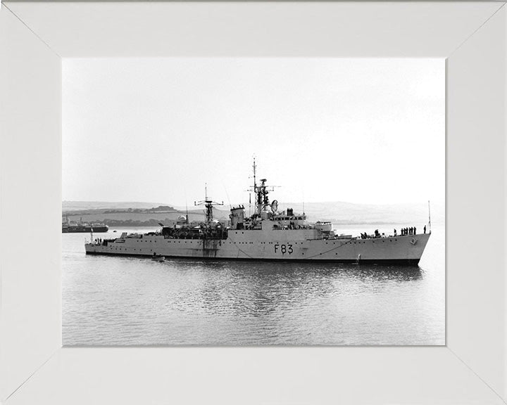 HMS Ulster F83 (R83) | Photo Print | Framed Print | Poster | Type 15 | Frigate | Royal Navy Hampshire Prints