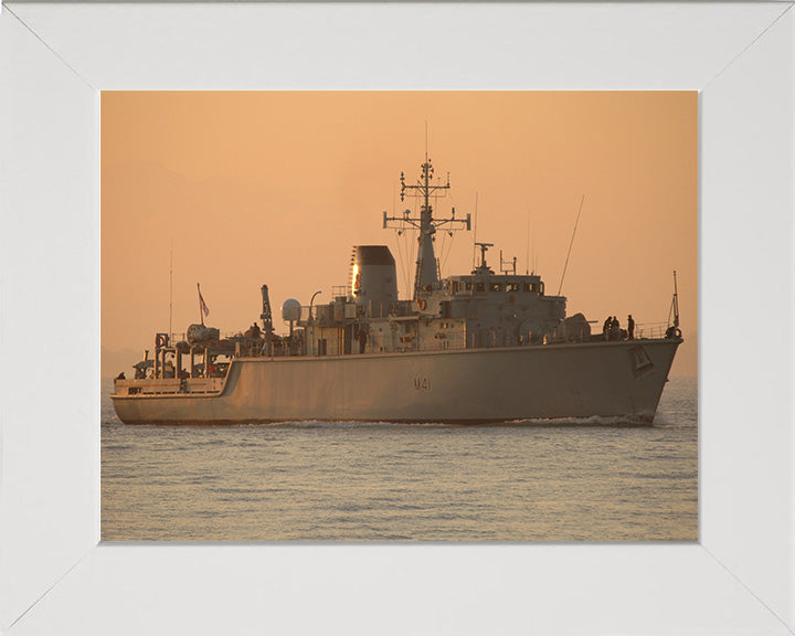 HMS Quorn M41 Royal Navy Hunt class mine countermeasures vessel Photo Print or Framed Print - Hampshire Prints