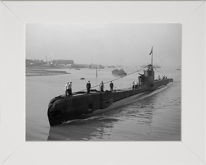 HMS Taku N38 Royal Navy T class Submarine Photo Print or Framed Print - Hampshire Prints