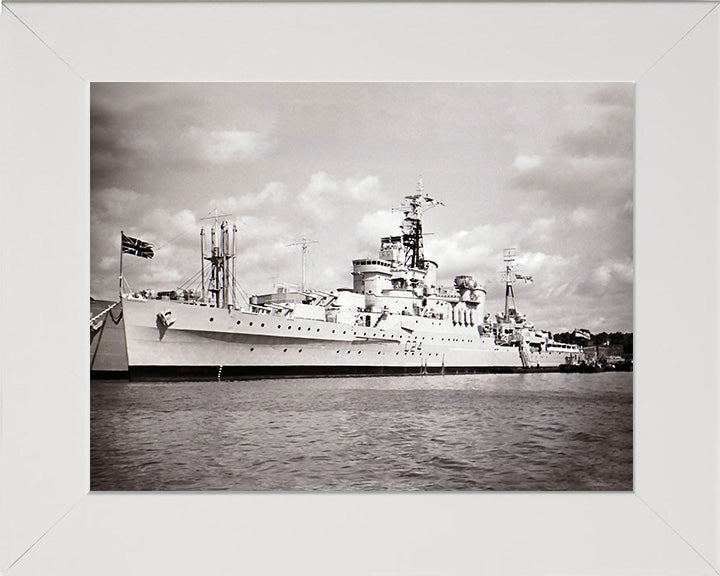 HMS Sheffield C24 | Photo Print | Framed Print | Town Class | Light Cruiser | Royal Navy Hampshire Prints