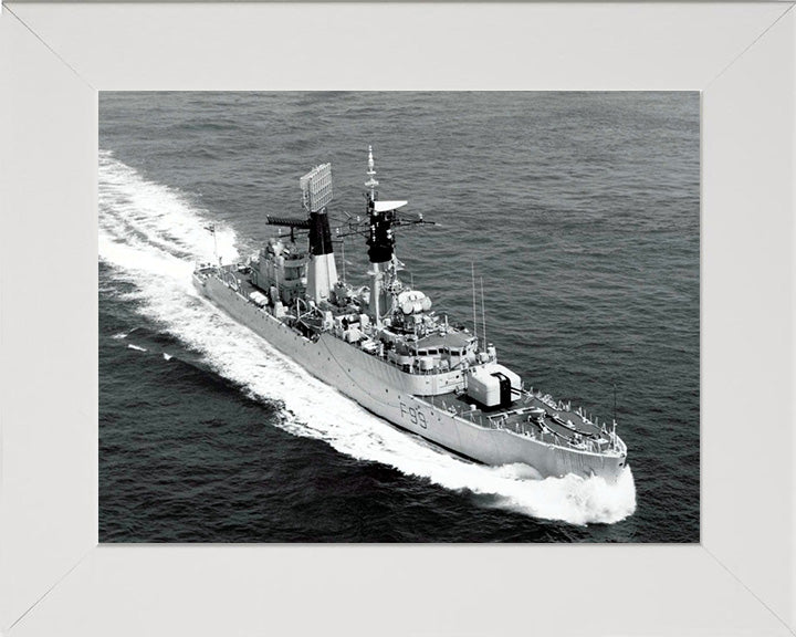 HMS Lincoln F99 Royal Navy Salisbury class frigate Photo Print or Framed Print - Hampshire Prints