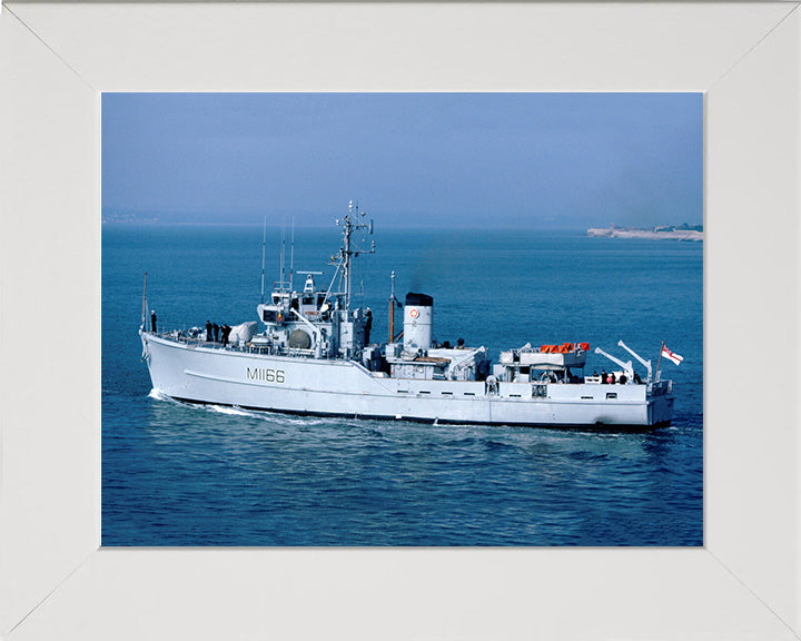 HMS Nurton M1166 Royal Navy Ton Class Minesweeper Photo Print or Framed Print - Hampshire Prints