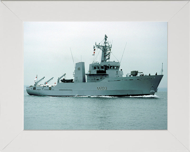 HMS Spey M2013 | Photo Print | Framed Print | River Class | Minesweeper | Royal Navy Hampshire Prints