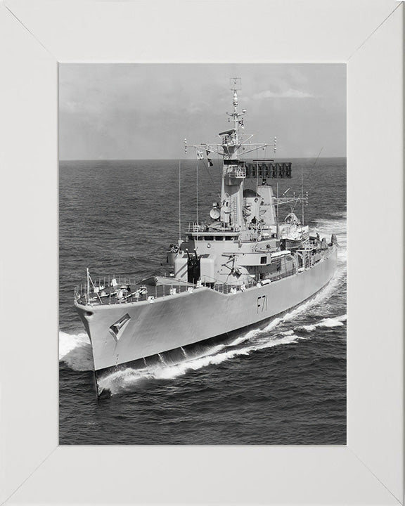 HMS Scylla F71 | Photo Print | Framed Print | Leander Class | Frigate | Royal Navy Hampshire Prints