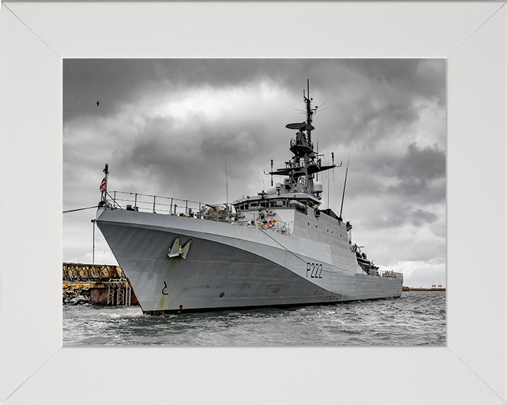 HMS Forth P222 Royal Navy River class patrol ship Photo Print or Framed Print - Hampshire Prints