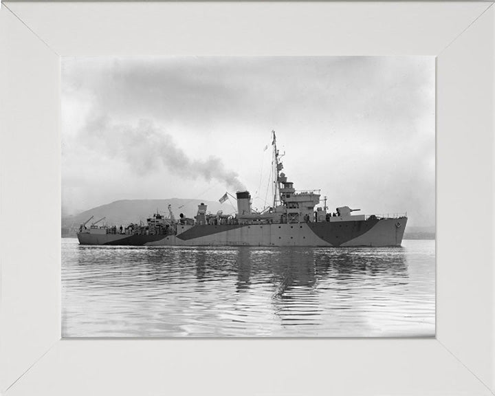 HMS Rinaldo J225 Royal Navy Algerine class minesweeper Photo Print or Framed Print - Hampshire Prints