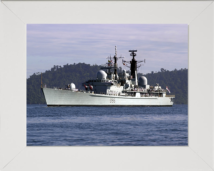 HMS Gloucester D96 Royal Navy Type 42 destroyer Photo Print or Framed Print - Hampshire Prints