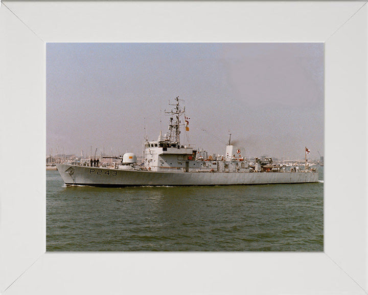HMS Swift P243 | Photo Print | Framed Print | Peacock Class | Patrol Vessel | Royal Navy Hampshire Prints