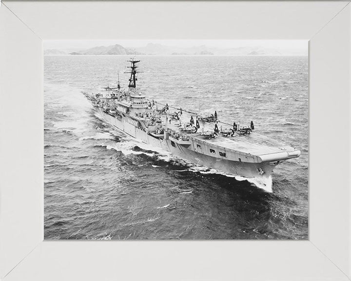 HMS Triumph R16 Royal Navy Colossus class aircraft carrier Photo Print or Framed Print - Hampshire Prints