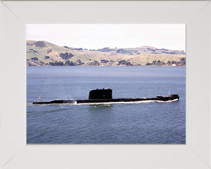 HMS Trump P333 Royal Navy T class Submarine Photo Print or Framed Print - Hampshire Prints