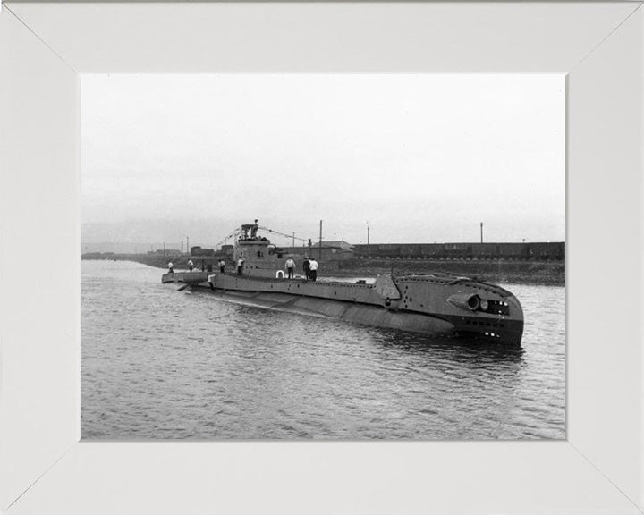 HMS Tapir P335 Royal Navy T class Submarine Photo Print or Framed Print - Hampshire Prints