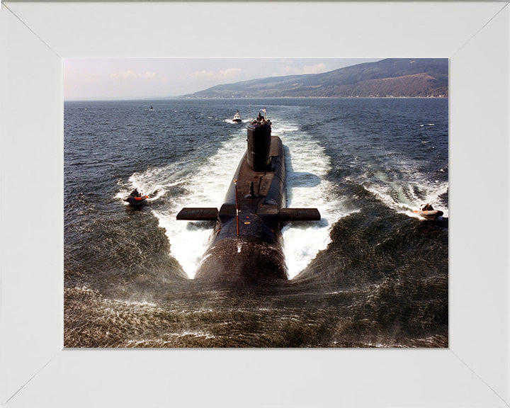 HMS Repulse S23 Submarine | Photo Print | Framed Print | Resolution Class | Royal Navy Hampshire Prints