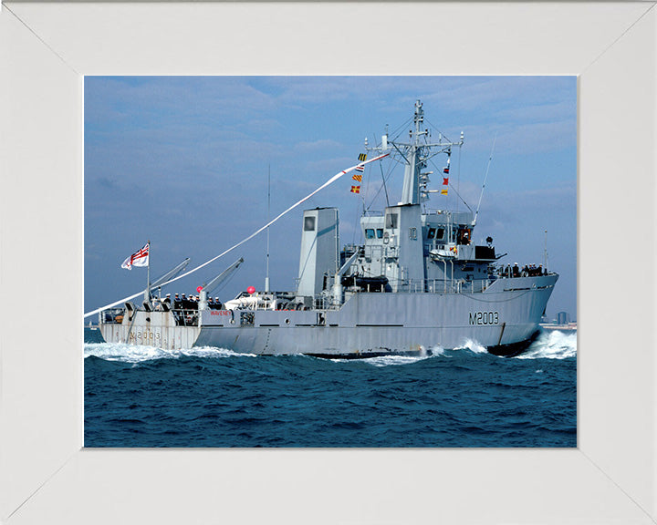 HMS Waveney M2003 Royal Navy River class minesweeper Photo Print or Framed Print - Hampshire Prints