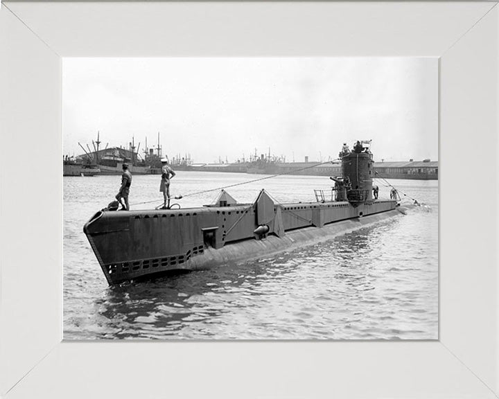 HMS Voracious P78 Royal Navy V class Submarine Photo Print or Framed Print - Hampshire Prints