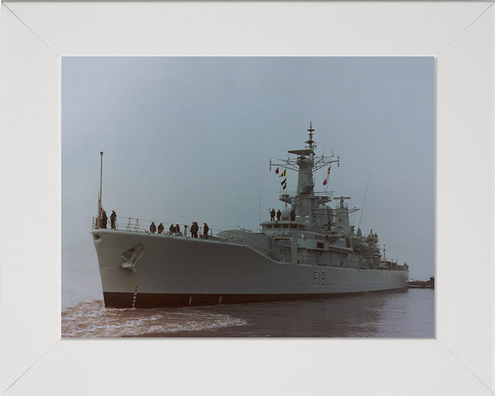 HMS Galatea F18 | Photo Print | Framed Print | Leander Class | Frigate | Royal Navy Hampshire Prints