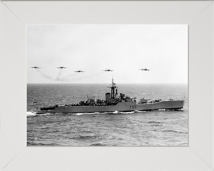 HMS Tenby F65 Royal Navy Whitby Class Frigate Photo Print or Framed Print - Hampshire Prints