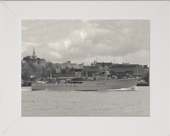 HMS Hodgeston M1146 Royal Navy Ton Class Minesweeper Photo Print or Framed Photo Print - Hampshire Prints