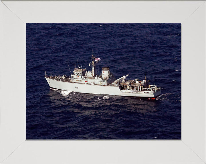 HMS Quorn M41 Royal Navy Hunt class mine countermeasures vessel Photo Print or Framed Print - Hampshire Prints