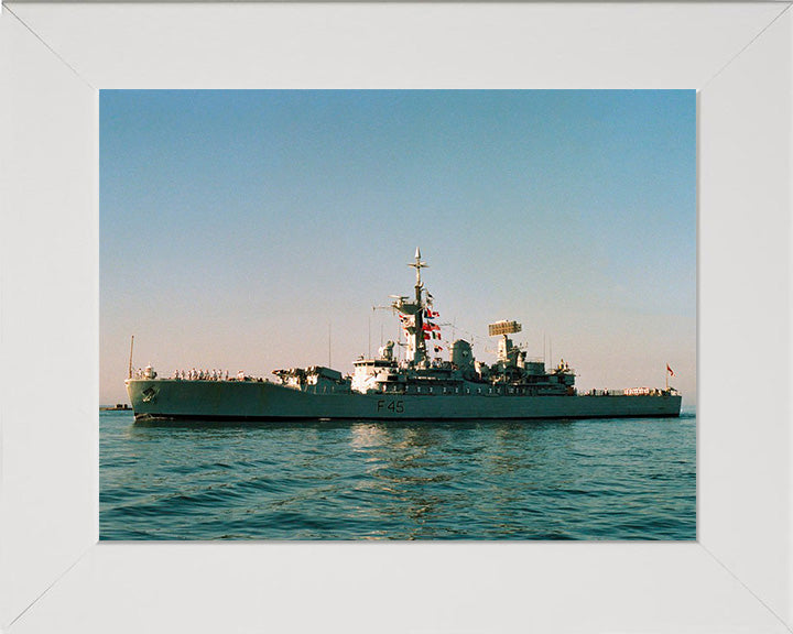 HMS Minerva F45 | Photo Print | Framed Print | Leander Class | Frigate | Royal Navy Hampshire Prints