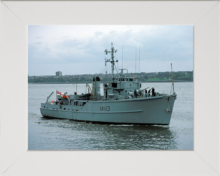 HMS Brereton M1113 | Photo Print | Framed Print | Ton Class | Minesweeper | Royal Navy Hampshire Prints