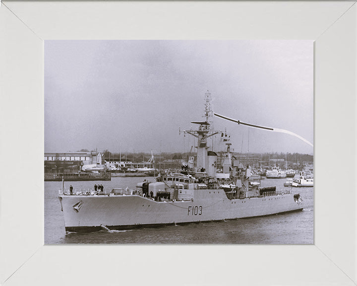 HMS Lowestoft F103 | Photo Print | Framed Print | Rothesay Class | Frigate | Royal Navy Hampshire Prints