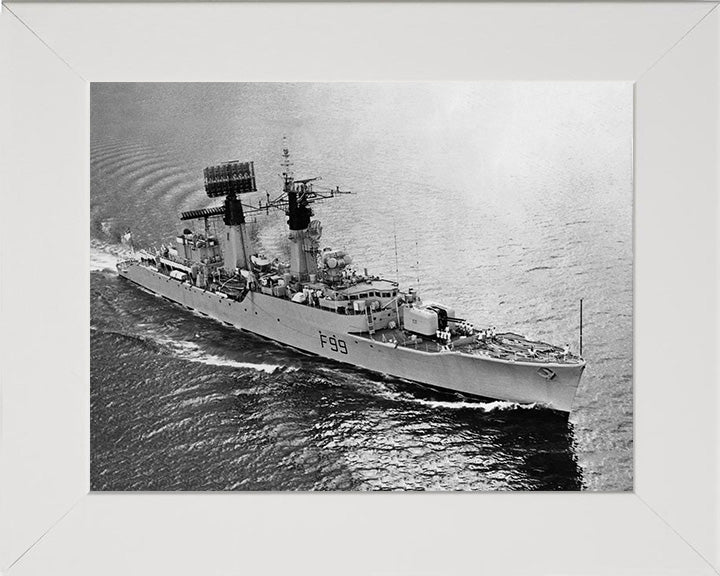 HMS Lincoln F99 | Photo Print | Framed Print | Salisbury Class | Frigate | Royal Navy Hampshire Prints